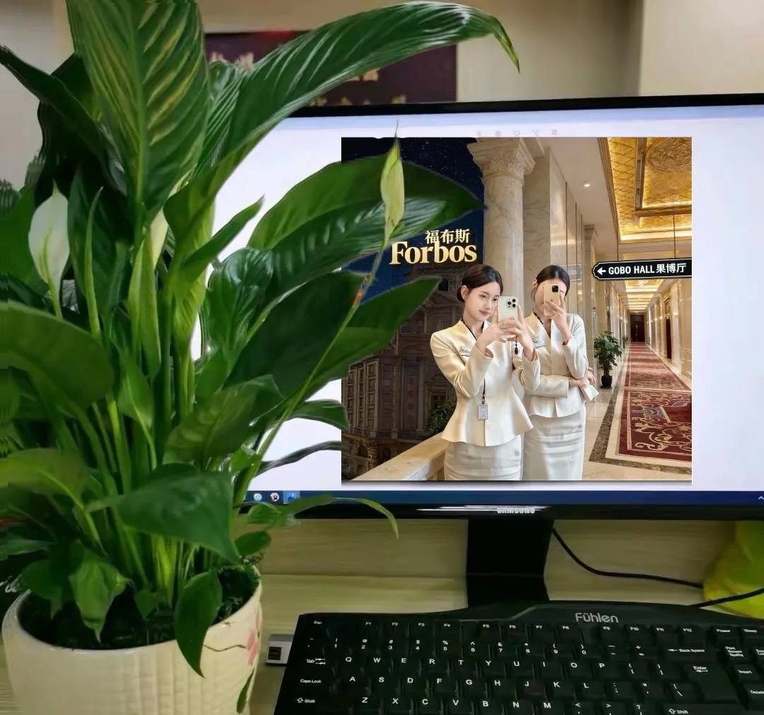 联系我们｜福布斯公司客服中心：编辑部工作场景