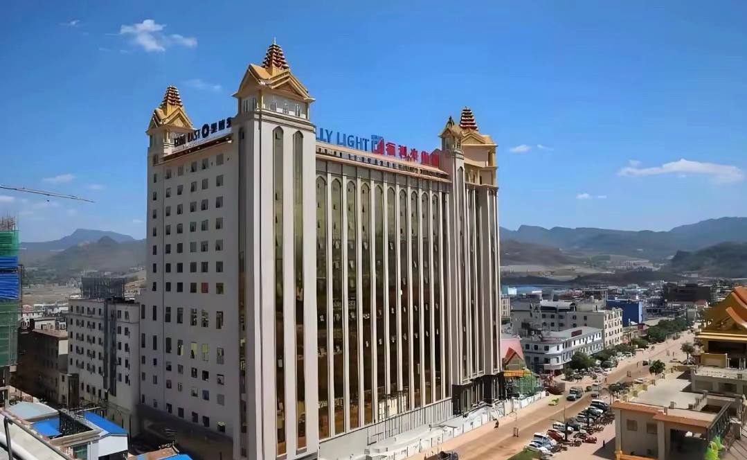 联系我们｜福布斯公司客服中心：旗舰设备评测